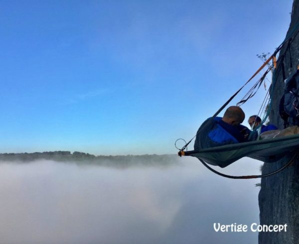 Stage escalade et nuit sur portaledges sur les falaises de Freyr