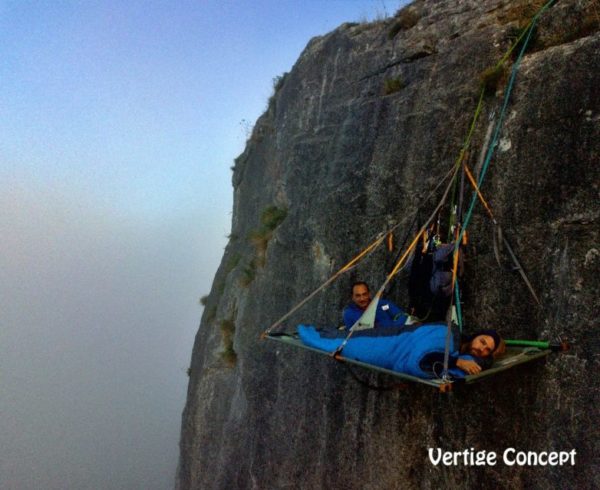 Stage escalade et nuit sur portaledges sur les falaises de Freyr