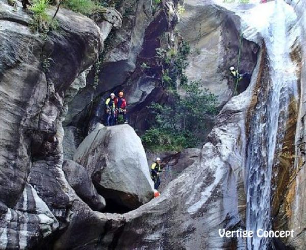 Stage canyoning dans le Tessin Suisse