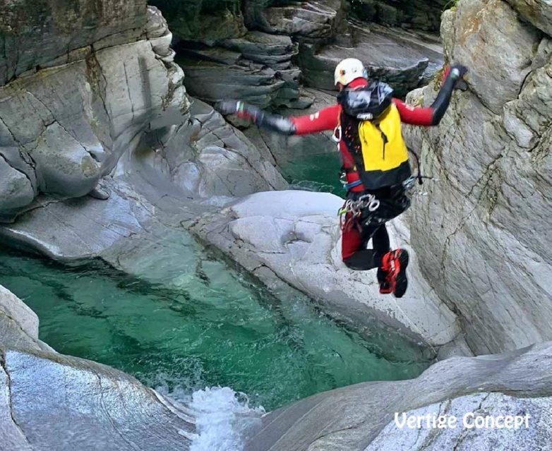 Stage canyoning dans le Tessin Suisse