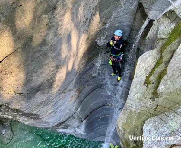 Stage canyoning dans le Tessin Suisse