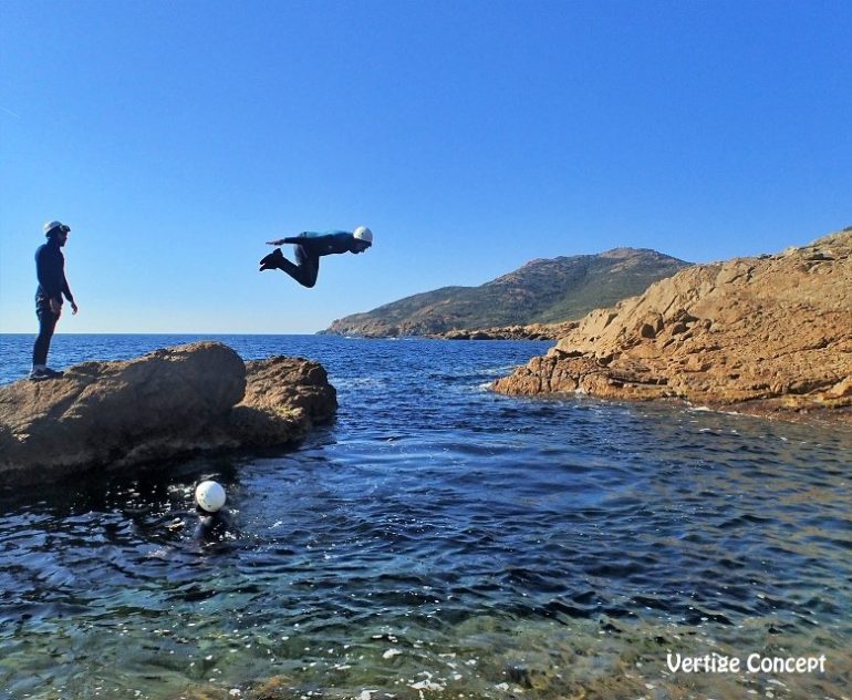 Canyoning en Balagne : du canyoning dans la Méditerranée à Galéria !