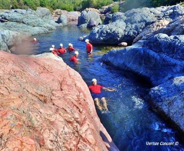 Canyoning initiation du Fango : une randonnée aquatique à Galéria près de Calvi en Corse du nord !