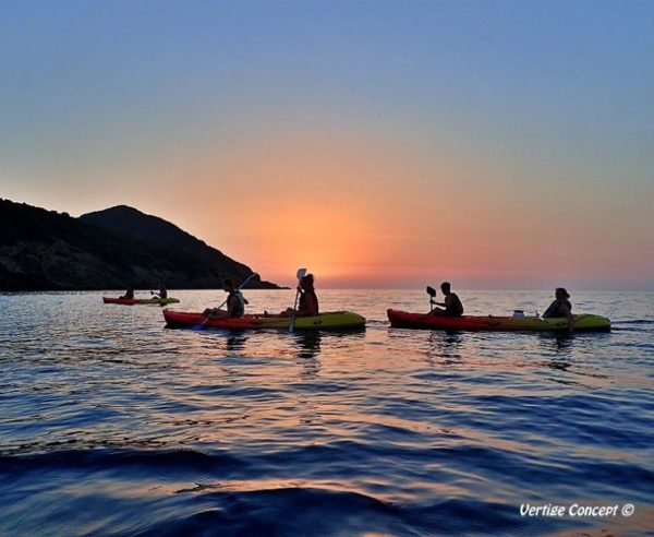 Kayak à Galéria près de Calvi en Corse du nord