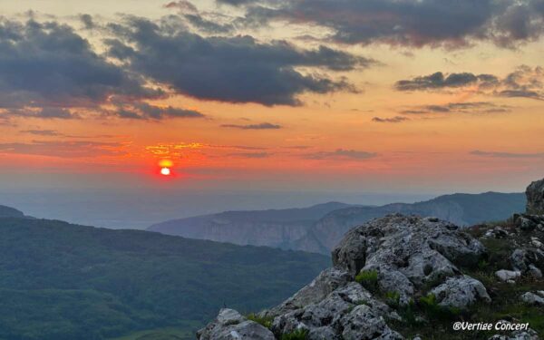 Dormir sur portaledge dans la Drôme au coeur du Vercors