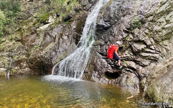 Canyon à la journée près de Calvi en Corse