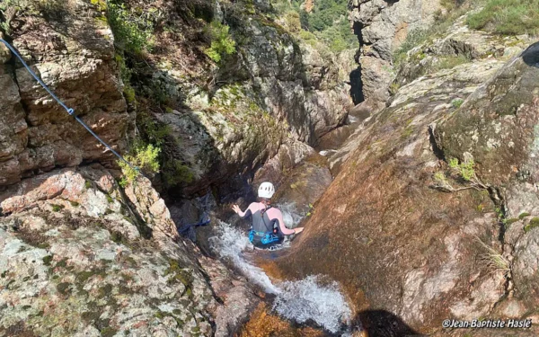 Canyoning initiation à la journée près de Calvi